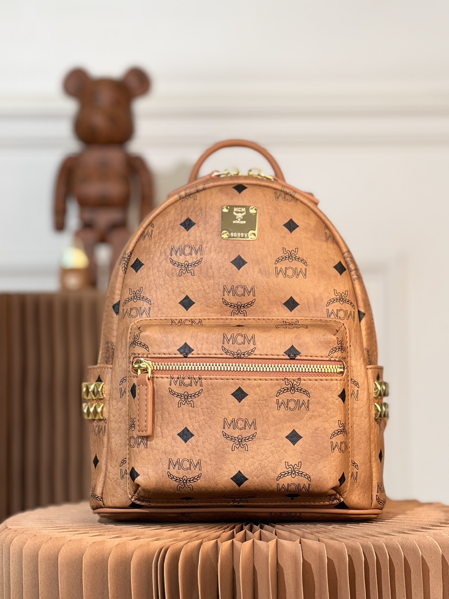 MCM_Backpack-10.5_x_21.5